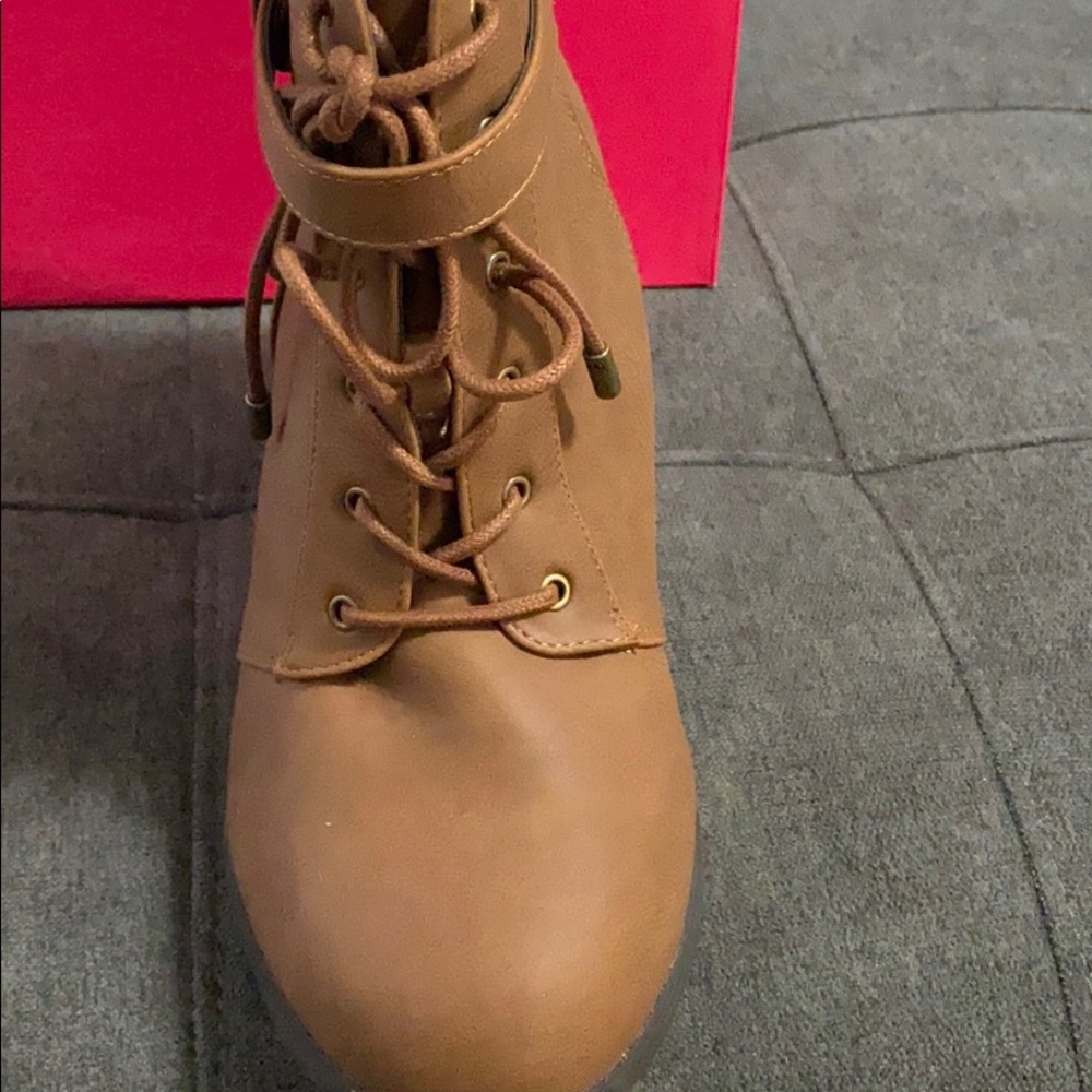 Booties - Picture 4 of 6